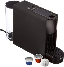 Nespresso Krups XN1108 Essenza Mini Kaffeekapselmaschine| 14 Kapseln | 19 bar | Energiesparmodus | 1260 W | 0,6 L| 8.03 x 3.31 x 12.99 cm | schwarz | Energieklasse A